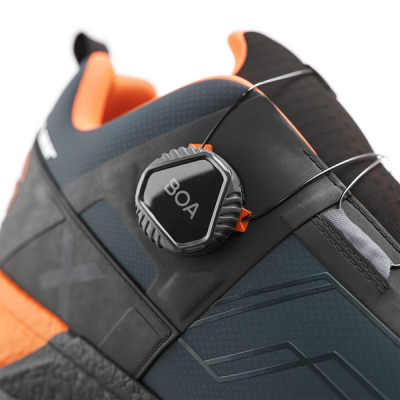SG16004 Buty marki Solid Gear Bound GTX Low