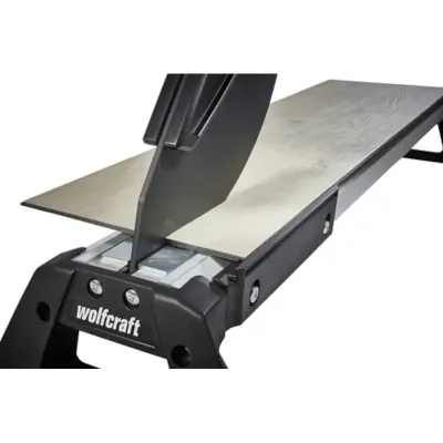 Gilotyna do cięcia paneli laminowanych LC 600