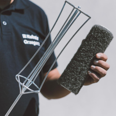 Przyrząd do czyszczenia wałków malarskich i wałków do gładzi, CZYŚCIK 84x550 mm (4000) KUBALA