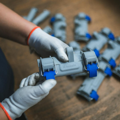 Adapter do szpachli z wymiennym ostrzem do gładzi, MASTER LINE (0620) KUBALA